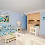Hotel Royal Family Club
