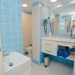 Royal Family Club Hotel 4*