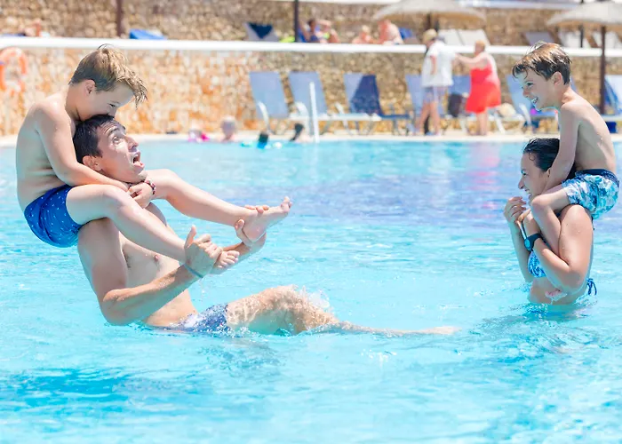 Hotel Royal Family Club 4*