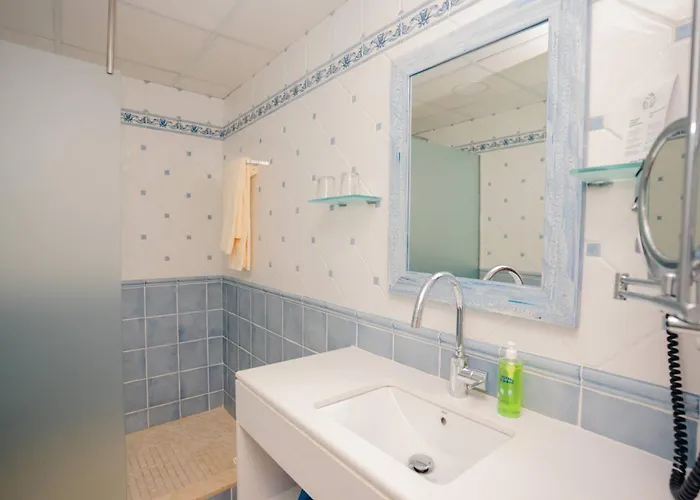 Royal Family Club Hotel Son Bou