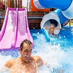 Royal Family Club 4*