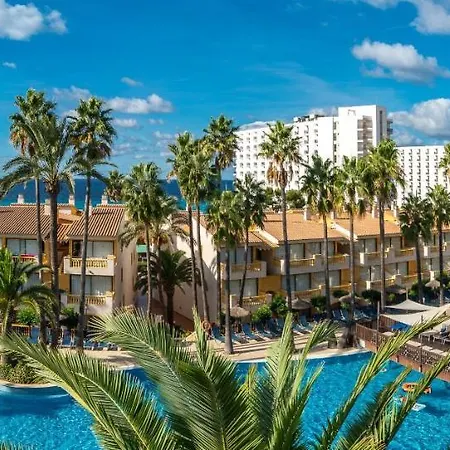 Hotel Royal Family Club