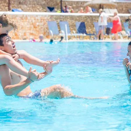 Hotel Royal Family Club 4*