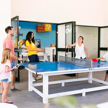 Royal Family Club 4* Son Bou