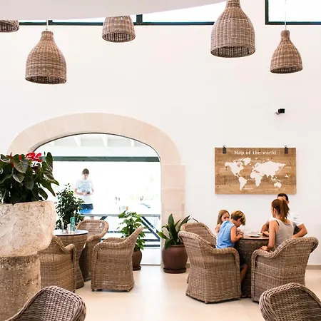 Royal Family Club Son Bou