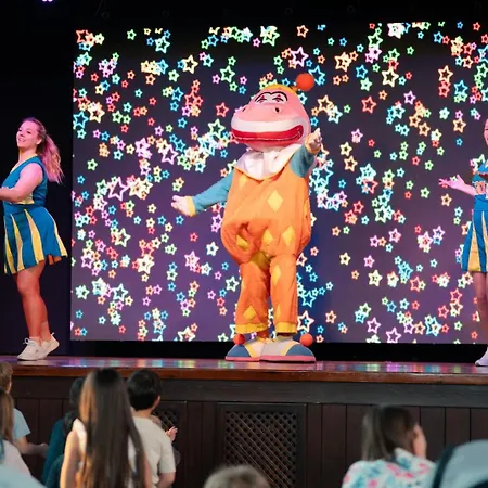 Royal Family Club 4* Son Bou