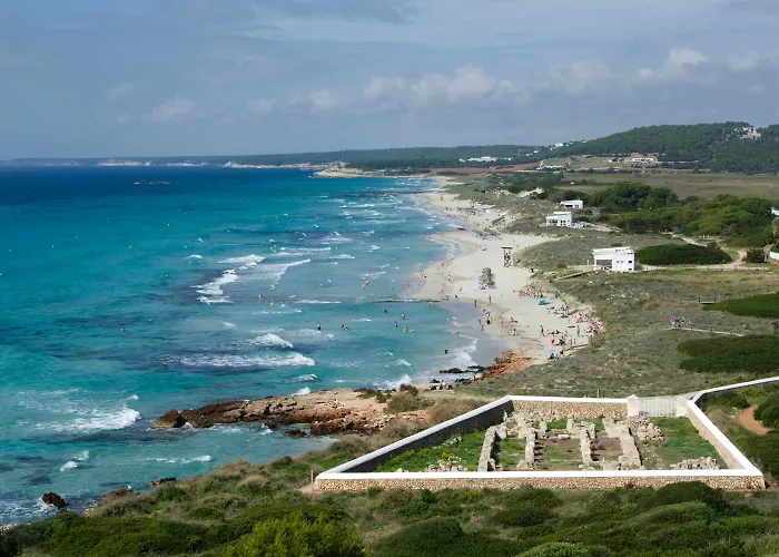 Royal Family Club Hotel