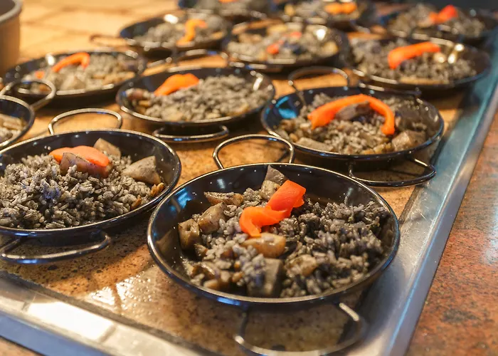 Hotel Royal Family Club