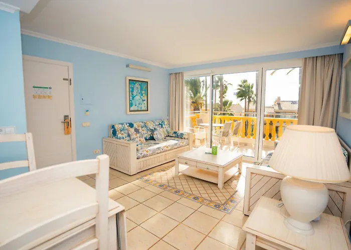 Royal Family Club Hotel Son Bou