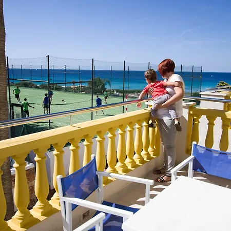 Royal Family Club Hotel