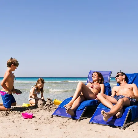 Royal Family Club 4*