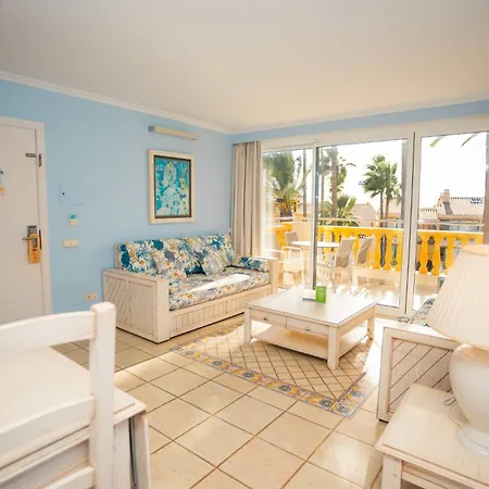 Royal Family Club Hotel Son Bou