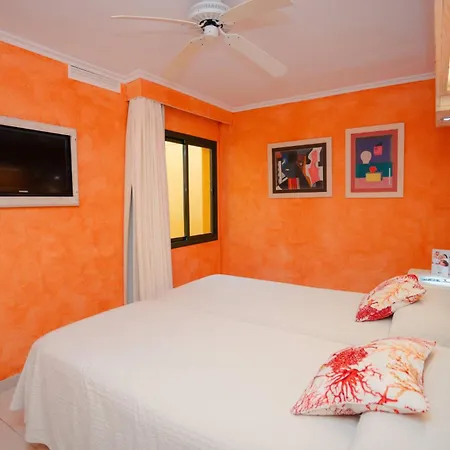 Royal Family Club Hotel